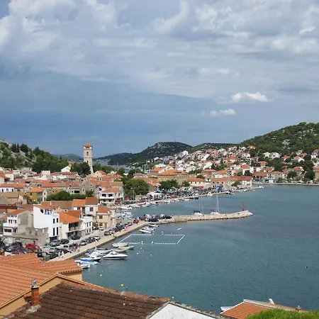 Διαμέρισμα Pavlov *